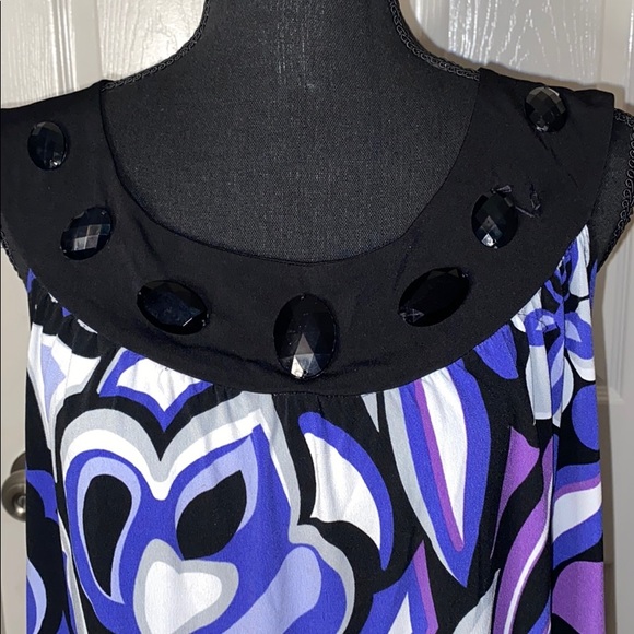 Dress - Picture 3 of 6